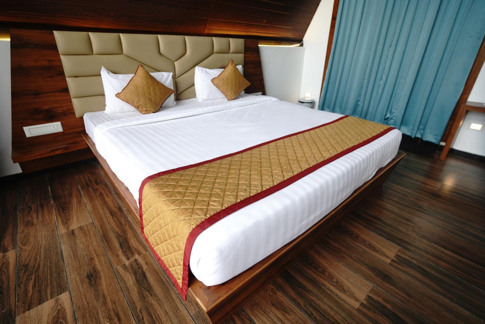 Q Mango Resort Rāmanagaram Zewnętrze zdjęcie